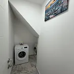 فيلة Luxury Hana